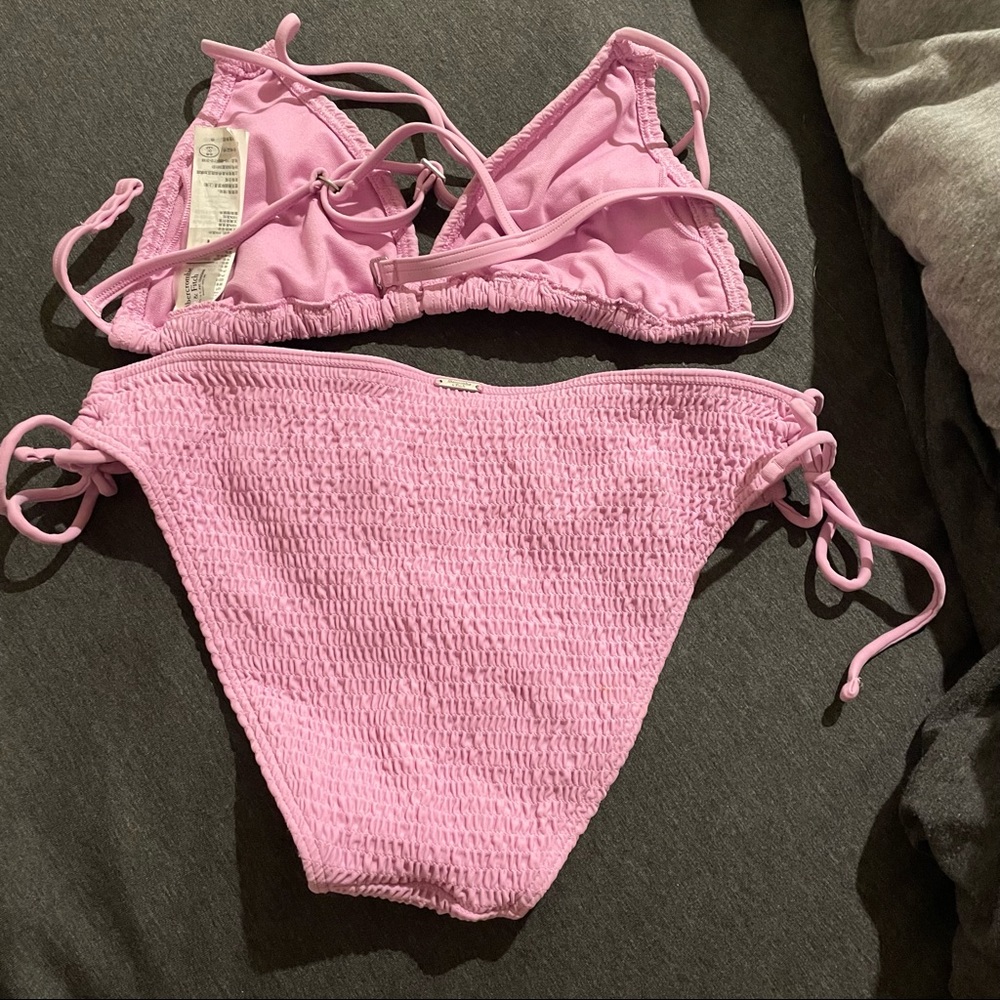 Pink Bikini - Picture 2 of 4